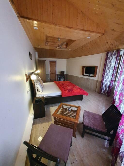 Kasauli Cascade A Cheerfull 4 Bedroom Challet Exterior photo