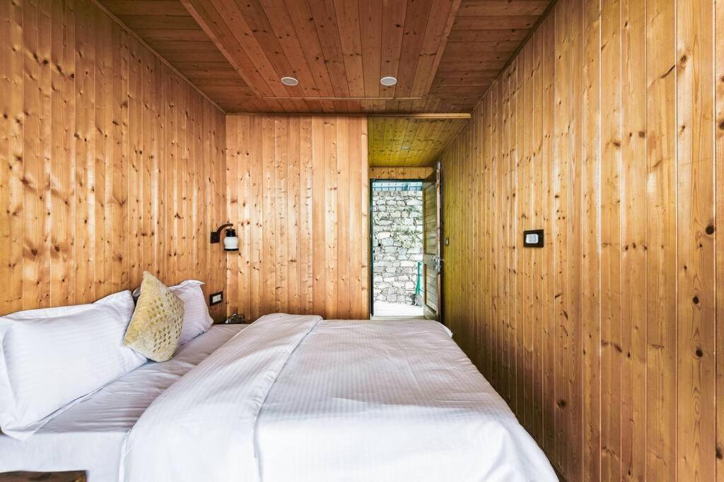Kasauli Cascade A Cheerfull 4 Bedroom Challet Exterior photo