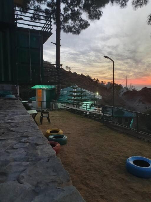 Kasauli Cascade A Cheerfull 4 Bedroom Challet Exterior photo