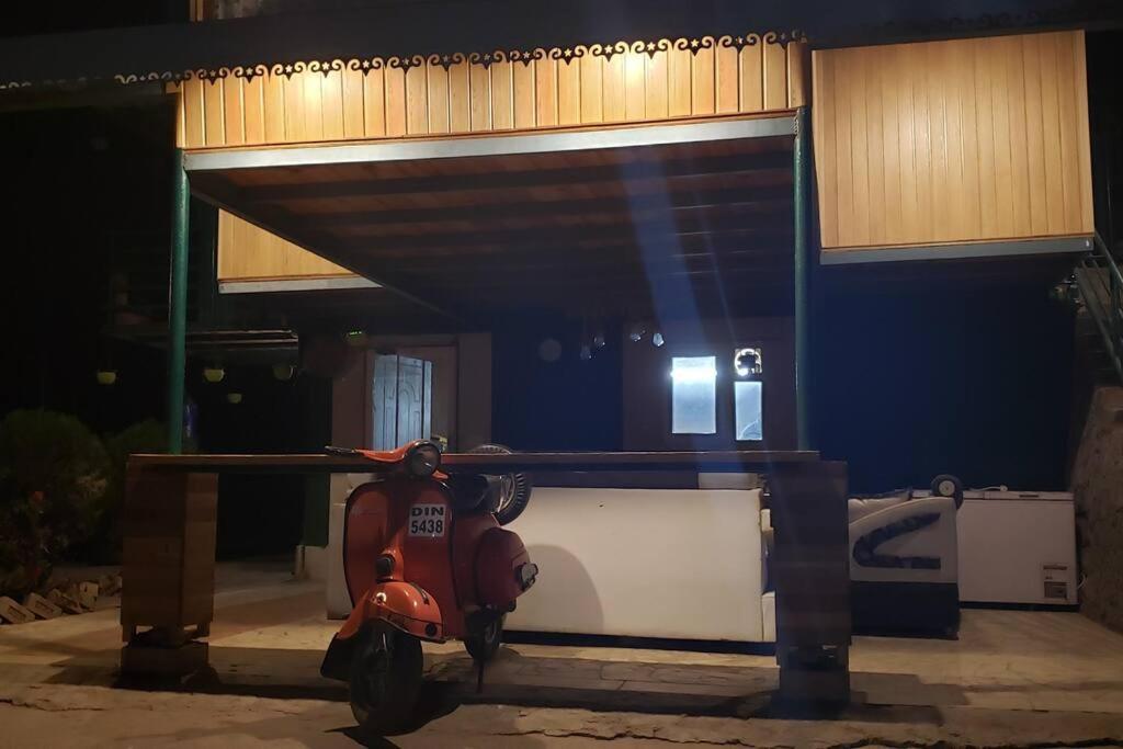 Kasauli Cascade A Cheerfull 4 Bedroom Challet Exterior photo