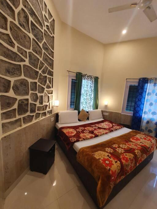 Kasauli Cascade A Cheerfull 4 Bedroom Challet Exterior photo