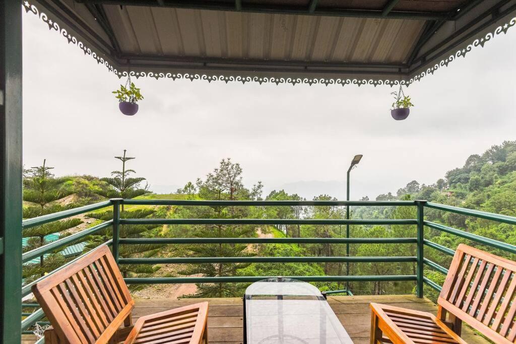 Kasauli Cascade A Cheerfull 4 Bedroom Challet Exterior photo